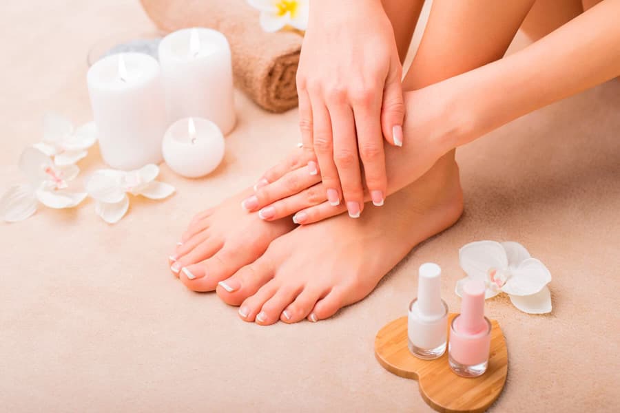 Manicura y pedicura